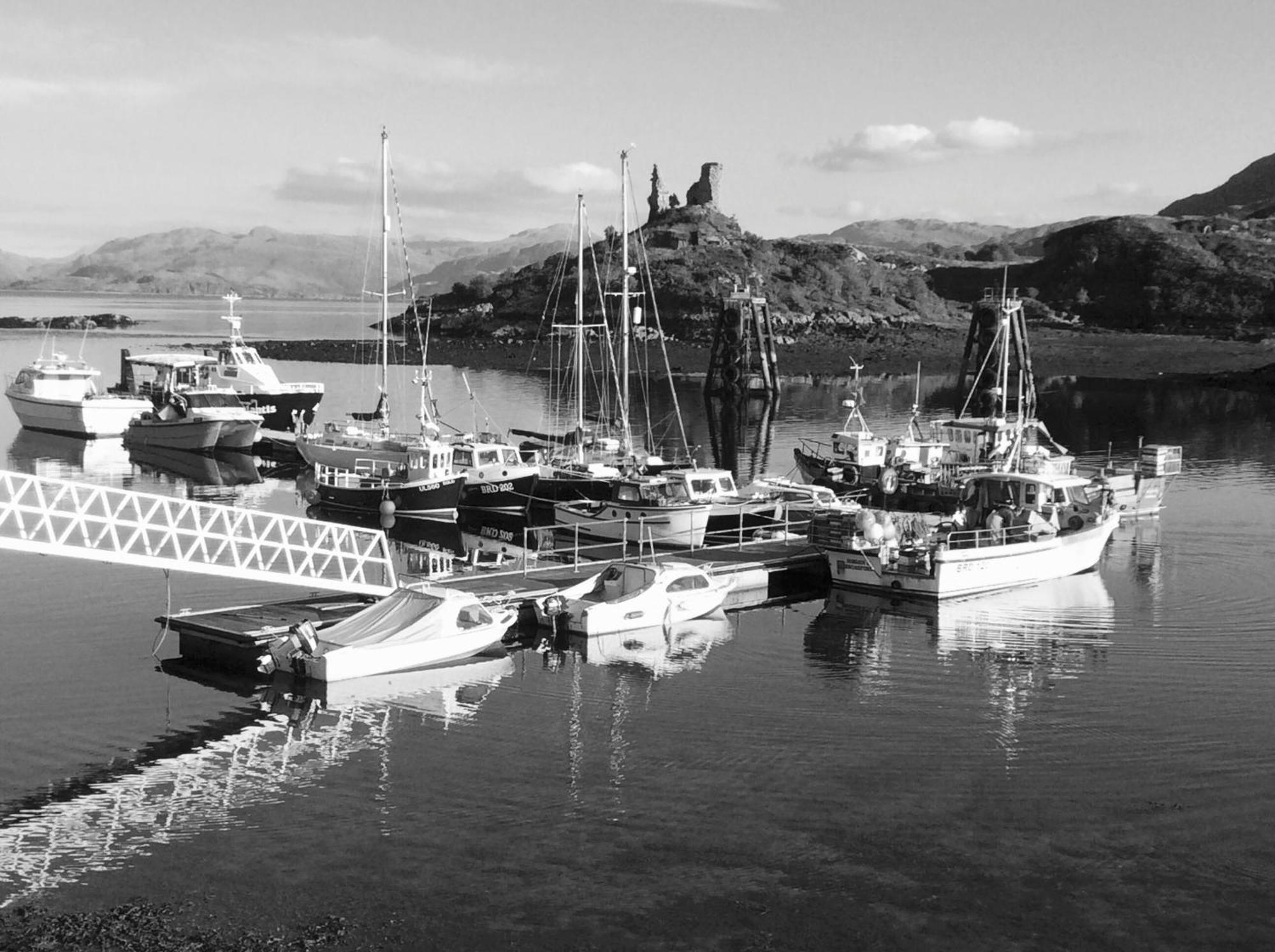 Misty Isle Apartments Ltd - Maol View Kyleakin Eksteriør billede