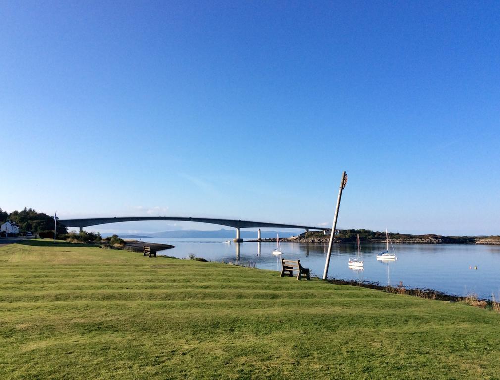 Misty Isle Apartments Ltd - Maol View Kyleakin Værelse billede