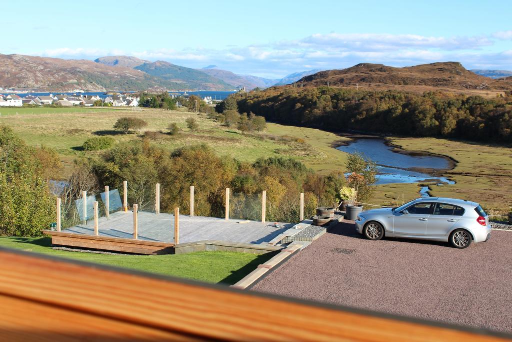 Misty Isle Apartments Ltd - Maol View Kyleakin Værelse billede