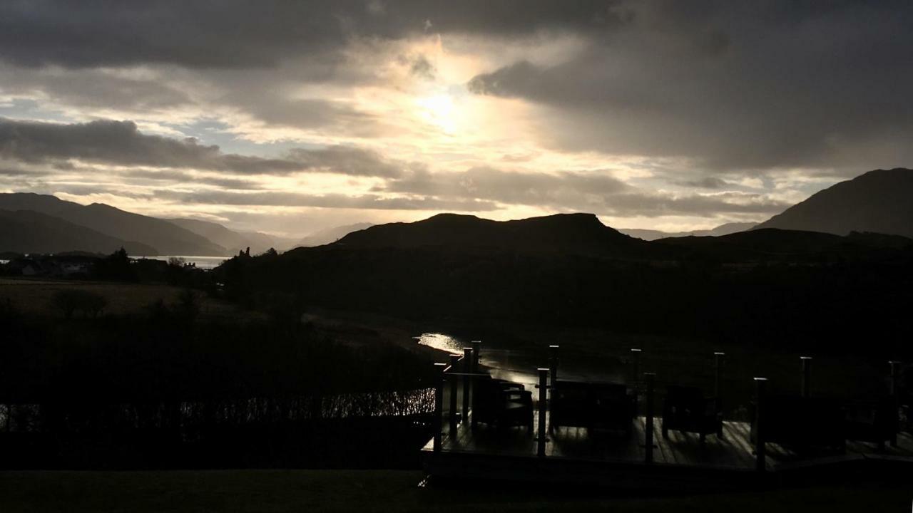 Misty Isle Apartments Ltd - Maol View Kyleakin Eksteriør billede
